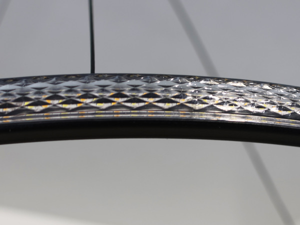 LED závesné svietidlo s diaľkovým ovládačom 32W - TB2300/B 8